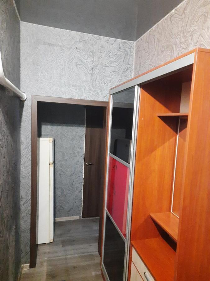 Apartment 2 Bed Rooms Near Aristokrat Zaporizhia Exterior photo
